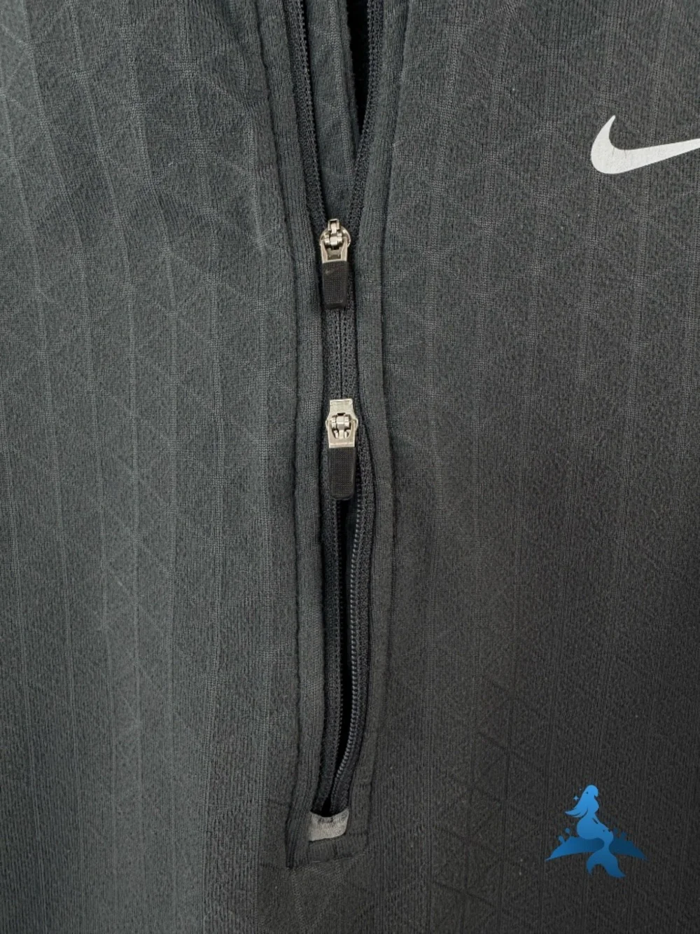 1291 NIKE Element Jacquard Half-Zip Running Top – XL – Black